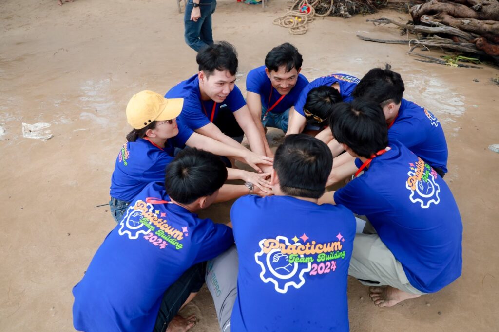 Line Album Peco Team Building 2024 1 250821 17